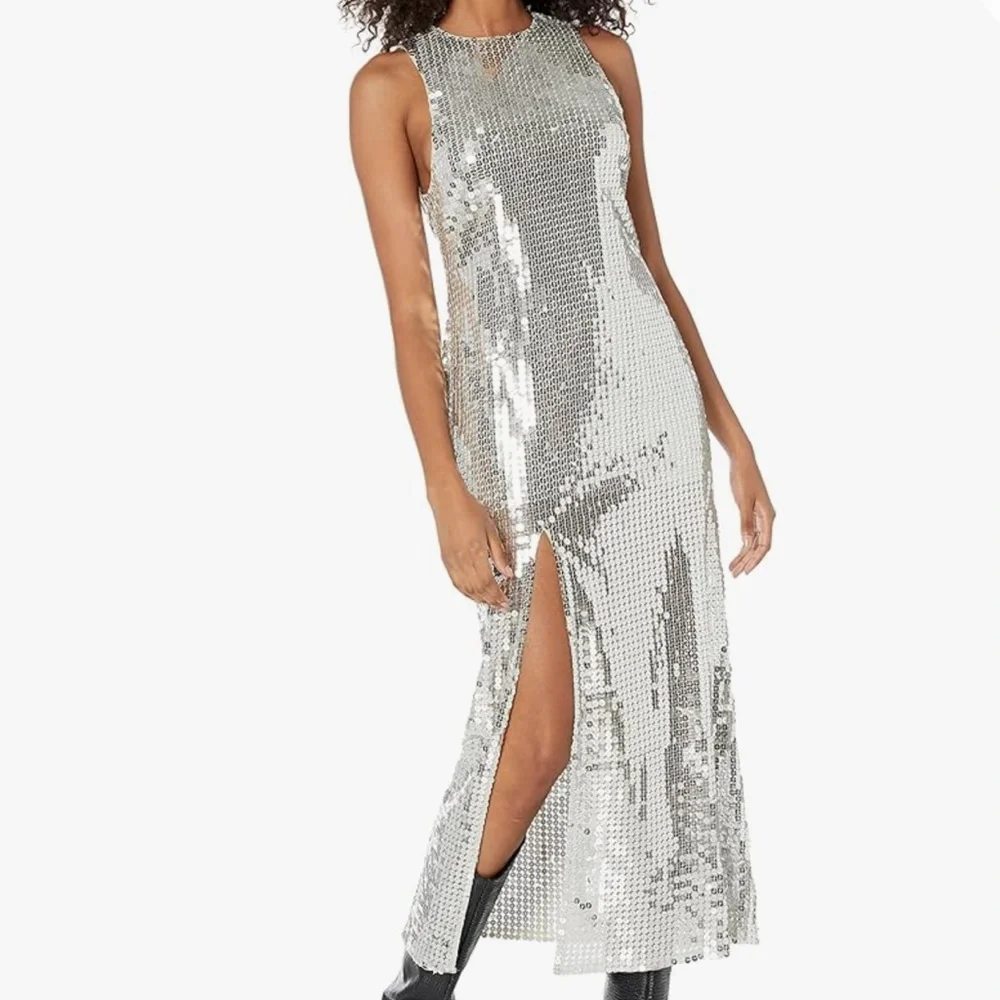 Show me your Mumu Disco Maxi Dress - Picture 4 of 13